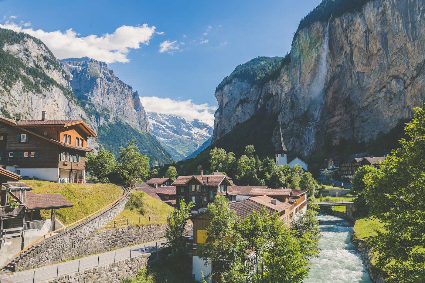 Paysage suisse — lac et montagnes